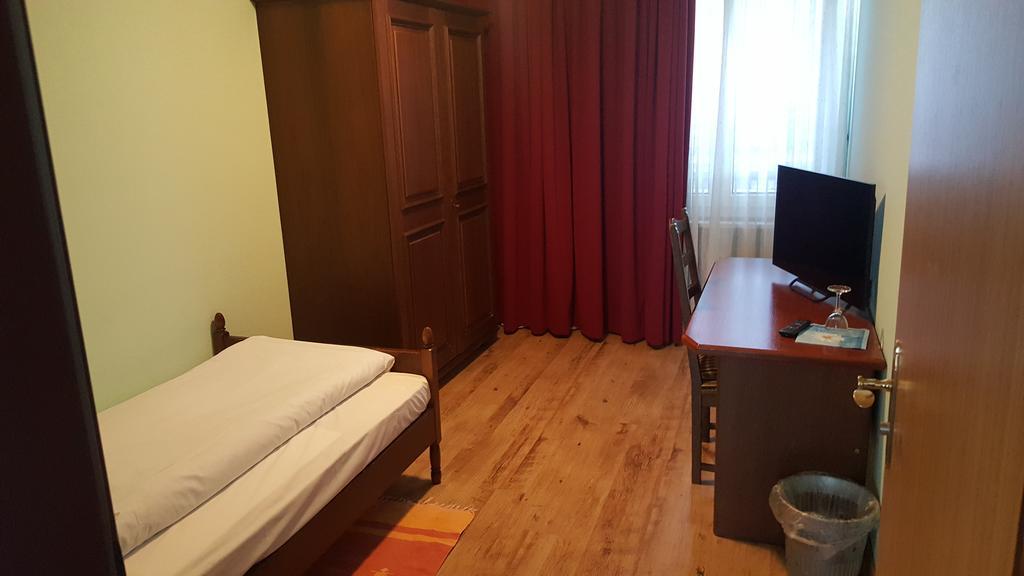 Hotel Mare & Monti Бассерсдорф Экстерьер фото